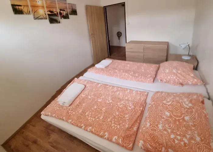 Vinarstvi Klucov Appartement Lstibor